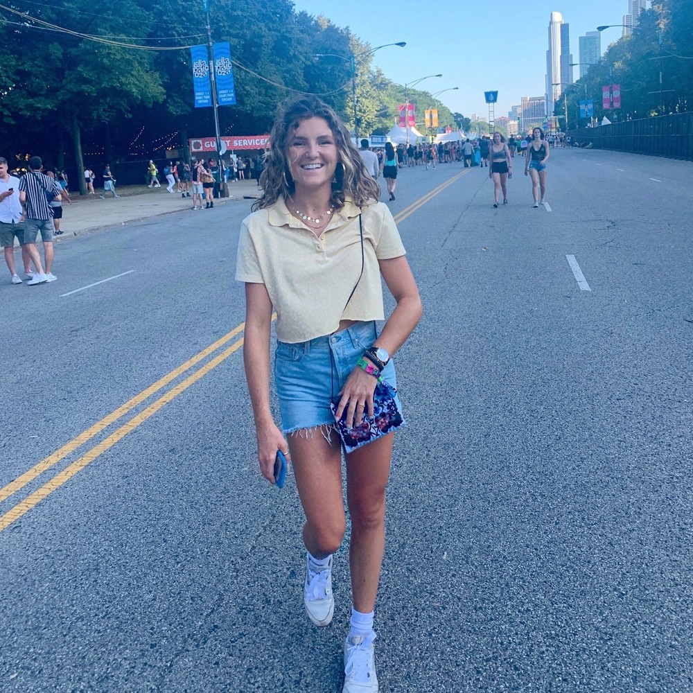 Meet your Posher, Lila